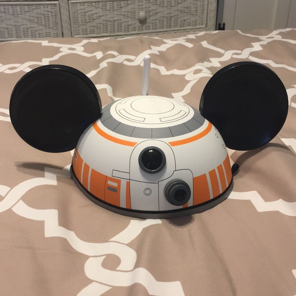 ✨ Mickey BB-8 ear hat ✨